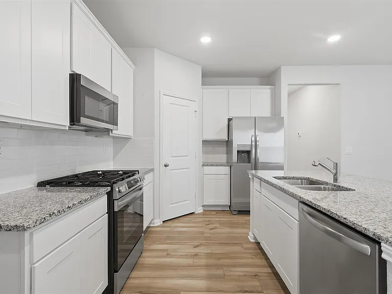8426 Sweet Cherry Ln — Photo 5