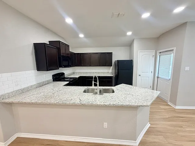 3571 Glacier Lake — Photo 17