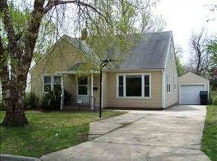 3827 SW Munson Ave, Topeka, KS 66604
