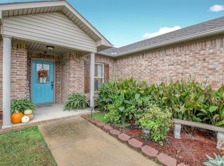 27 Bartlett Ln, Ward, AR 72176