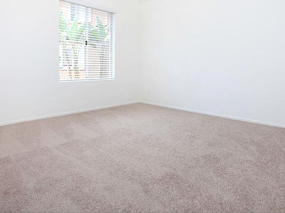 3rd image of 780 Camino De La Reina APT 149