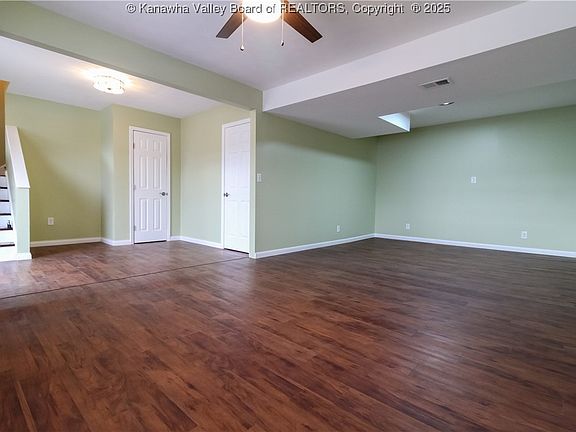 5th image of 113 Pinehurst Dr