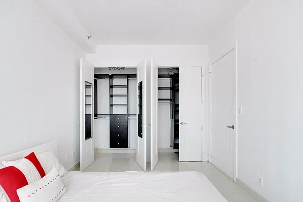 Sold by Level Group | media 6