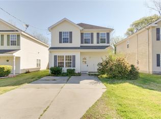 1817 Hoover Ave, Chesapeake, VA 23324