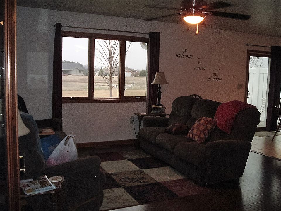 1st image of 9524 S Coyote Ln