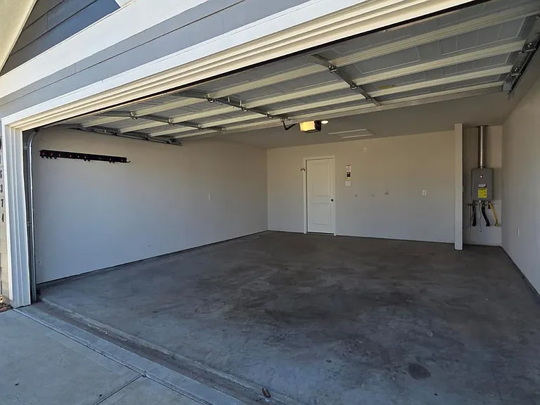 16374 Sweet Grove Dr — Photo 24