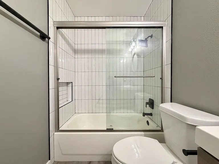 12518 Zeller Ln — Photo 24