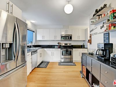 6624 Springpark Ave APT 1, Los Angeles, CA, 90056