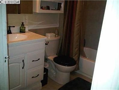 5th image of 31173 Brooklyn St