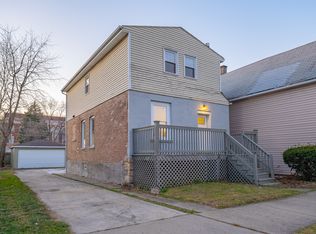9132 S Woodlawn Ave, Chicago, IL 60619