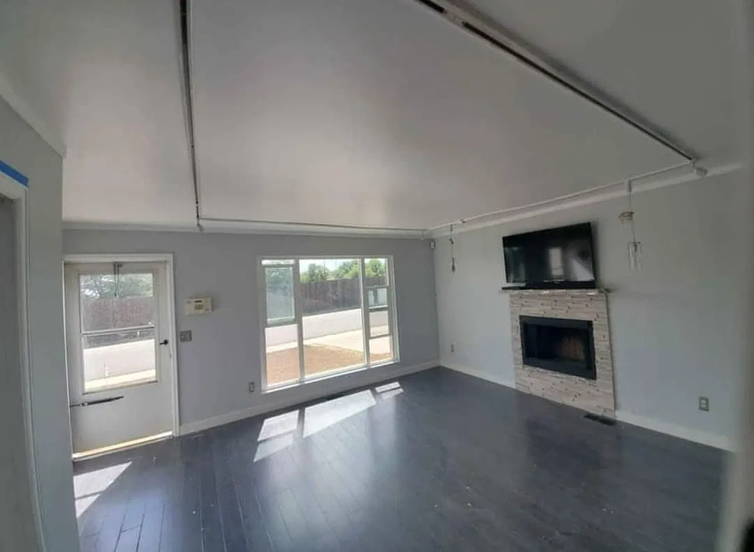 4 bed, 2100 sqft, $2,650 — Photo 4