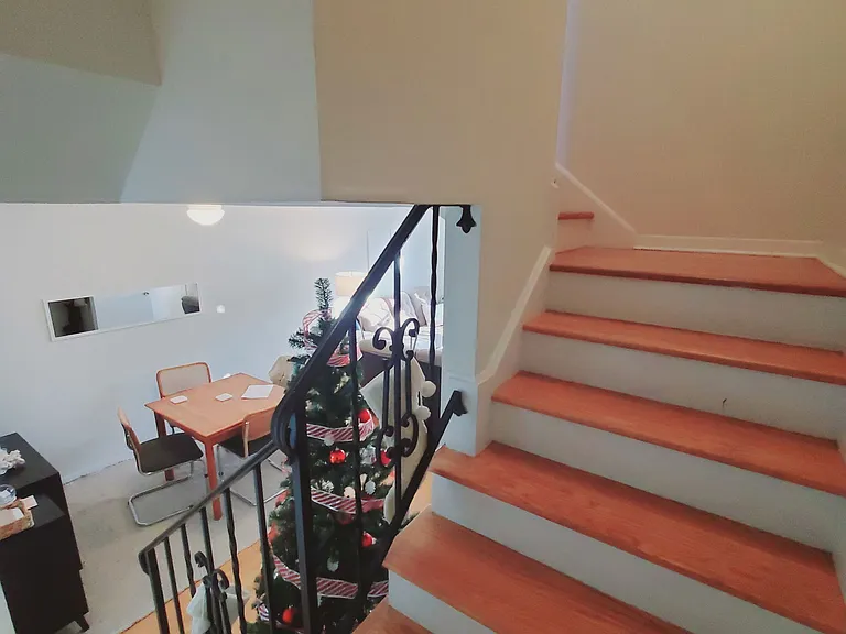 13 Elmwood St — Photo 8