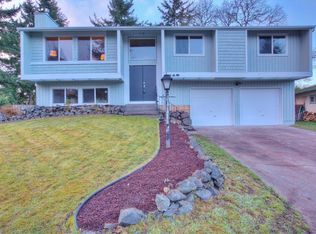7116 95th Ave SW, Lakewood, WA 98498