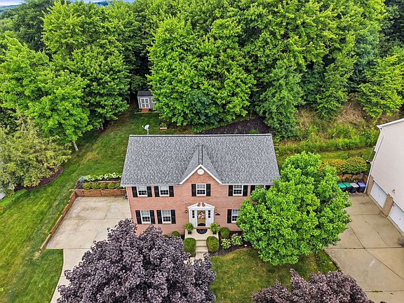 3rd image of 405 Auburn Dr