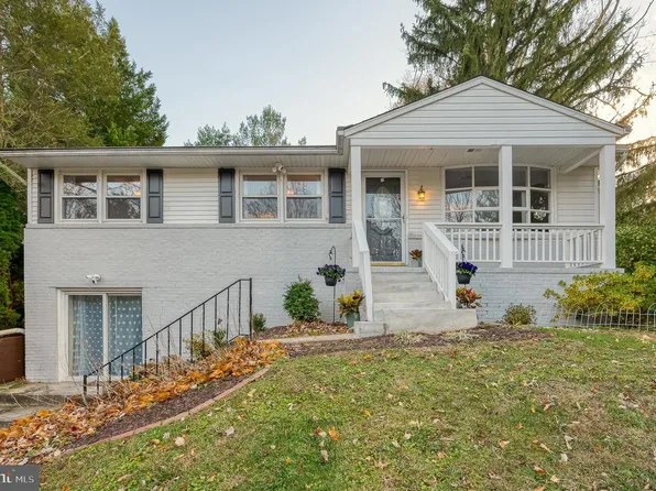 1013 Trickling Brook Rd, Cockeysville, MD 21030