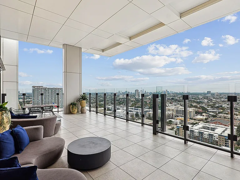 27th Floor Sky Lounge