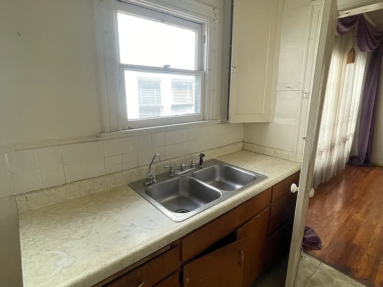 809 1/2 N Ridgewood Pl #809 — Photo 7