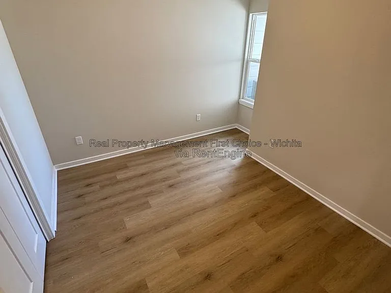 12465 W Blanford St — Photo 30