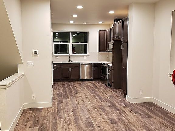 Open Floor Plan to Kitchen 