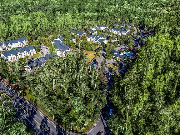 Aerial view of 2626 Park Apartments