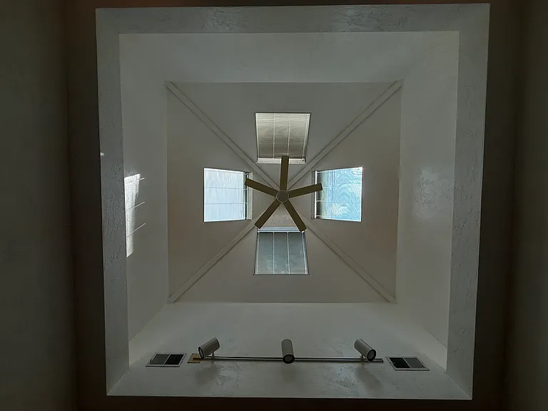 329-331 Castle Shannon Blvd — Photo 7