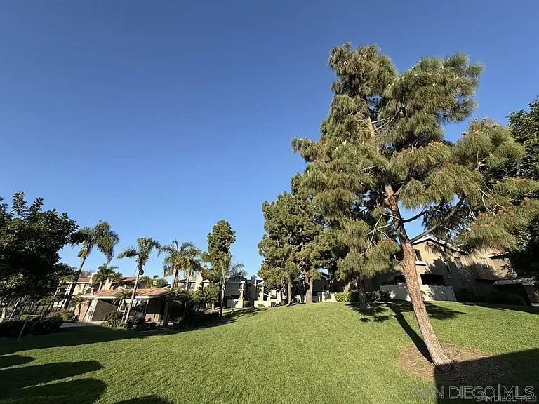 1512 Concord Way #A — Photo 6