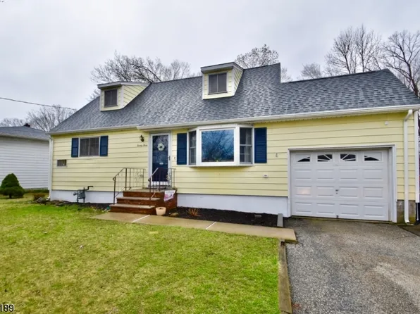 23 Overlook Dr, Jefferson Twp., NJ 07438