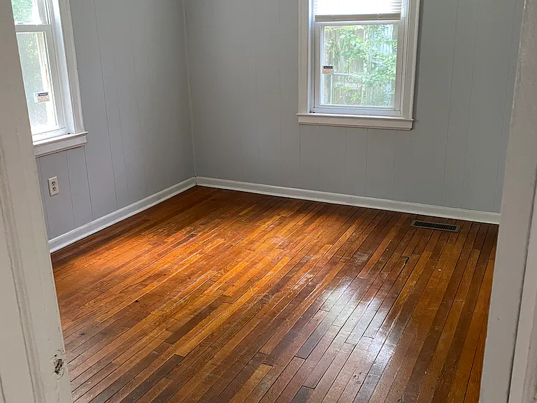 31 Yeadon Ave #A — Photo 8