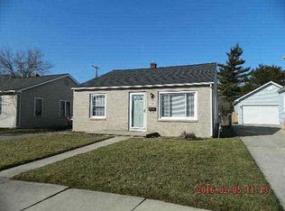 702 Toledo Ave, Monroe, MI 48161