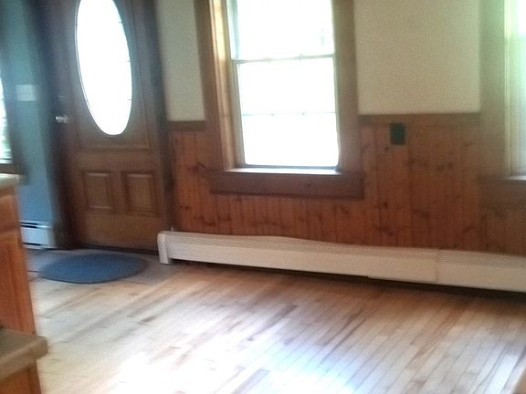 2nd image of 14 Sibley St