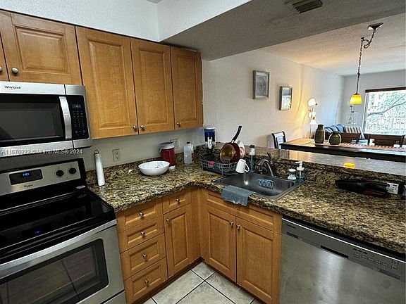 3rd image of 5000 NW 79th Ave APT 211