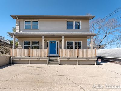 215-217 S 1st St, Grand Haven, MI, 49417