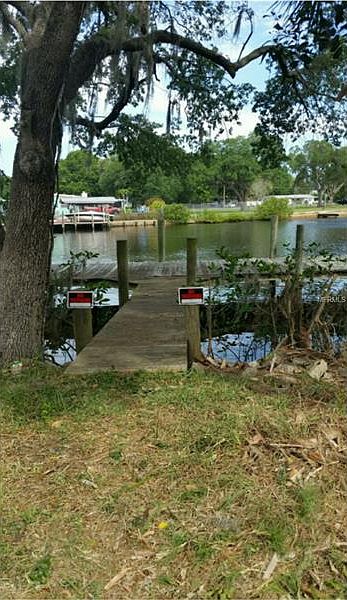 1st image of 102 Dickman Dr