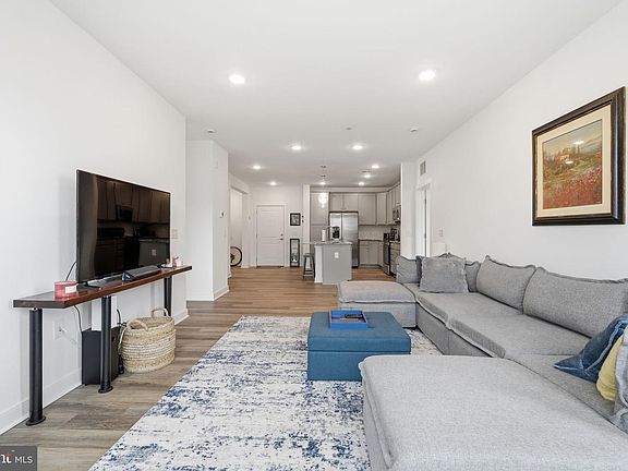 5th image of 21950 Garganey Ter #503