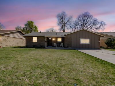 329 W Ferndale Ln, Grand Prairie, TX, 75052
