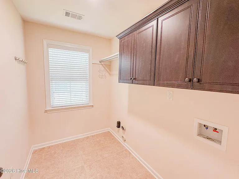 705 Neville St — Photo 23