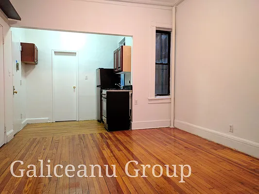 Rented by Lexington Real Estate Group | media 24