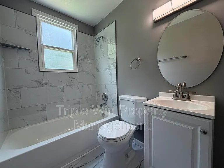 2308 Huntington Ave — Photo 25