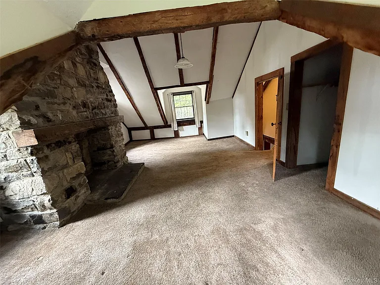 241 White Bridge Rd — Photo 23