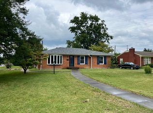 4401 Alicent Ct, Woodlawn Park, KY 40207