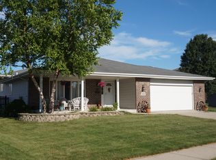 16225 Celtic Cir, Manhattan, IL 60442