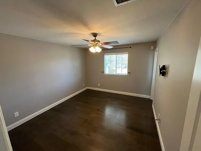 8256 E Monte Vista Rd — Photo 26