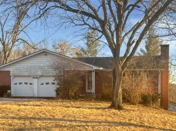 400 E Virginia Rd, Arenzville, IL 62611