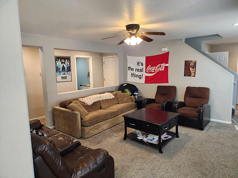 1894 Dove Creek Cir — Photo 24