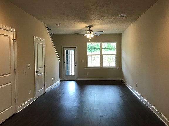 3rd image of 682 Red Cedar Ct #28B