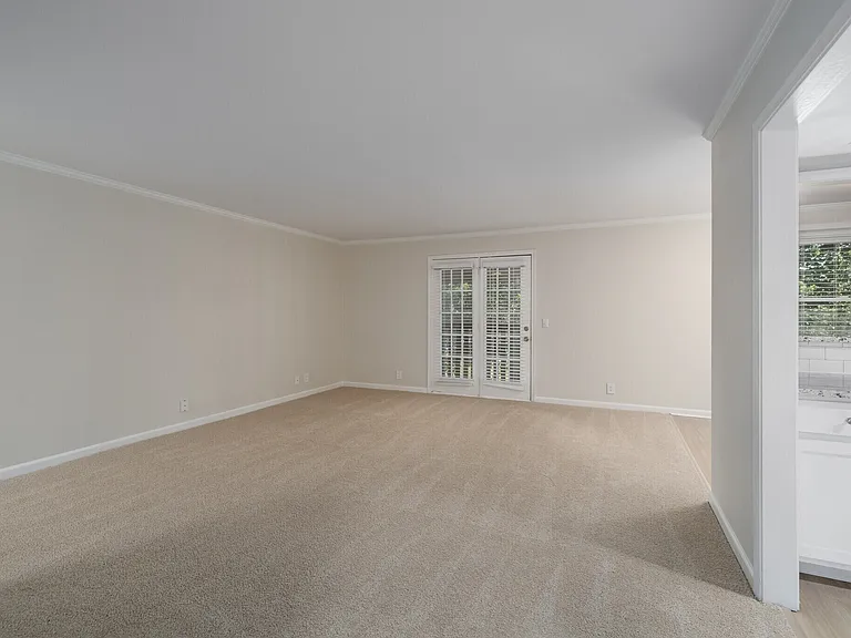 Maple floor plan living room.