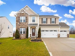 2017 Sugar Mill Dr, Pataskala, OH 43062