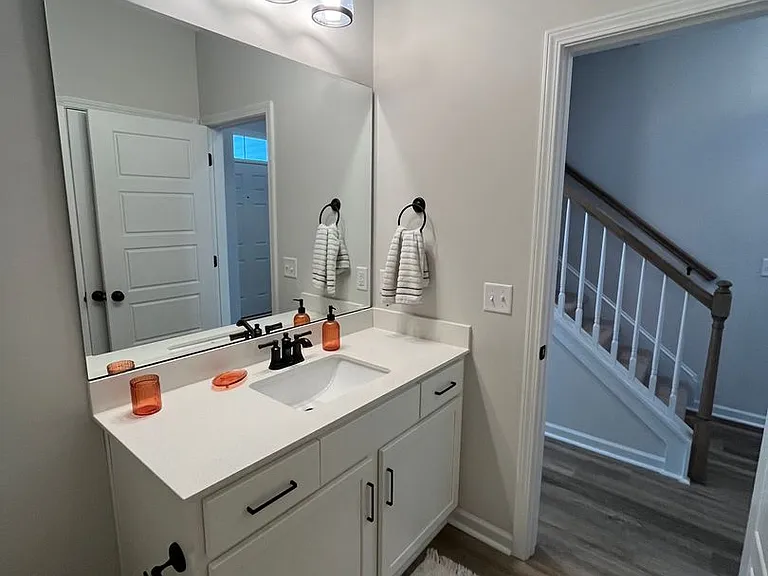 8329 Paramount Point — Photo 8