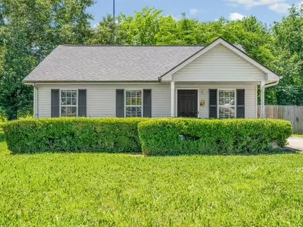 254 Fritz Cir, Clarksville, TN 37042