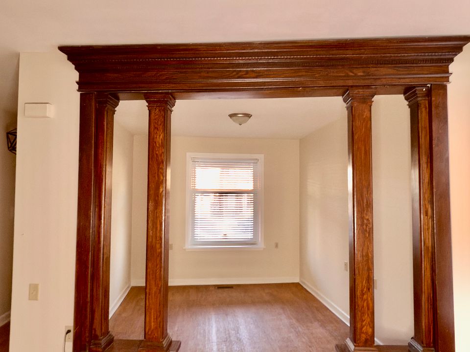 Living room/dining room